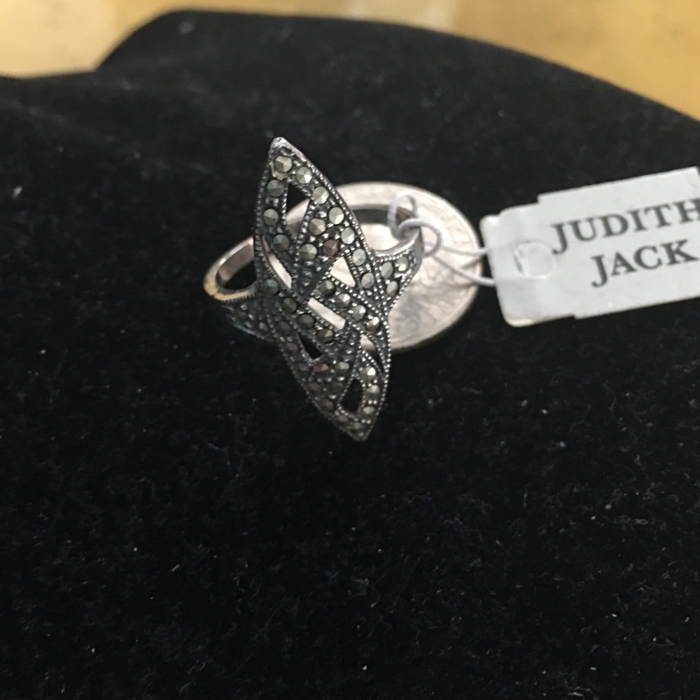 Judith Jack sterling Silver Marquis Shaped Ring